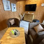 Apartament Christels 1 In Mit Sonnenterrasse Und Grill