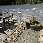 Christels 1 In Mit Sonnenterrasse Und Grill * Thale