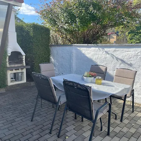 Christels 1 In Mit Sonnenterrasse Und Grill דירה