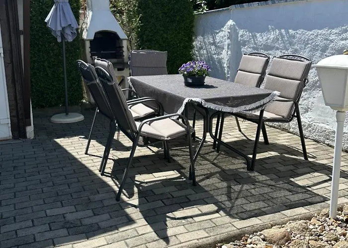 Christels 1 In Mit Sonnenterrasse Und Grill